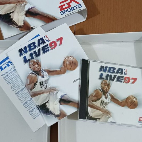 8 Games for PC Win95 and DOS new in cardboard box