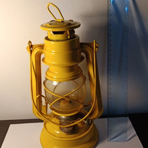 Meva 864 storm lantern like new