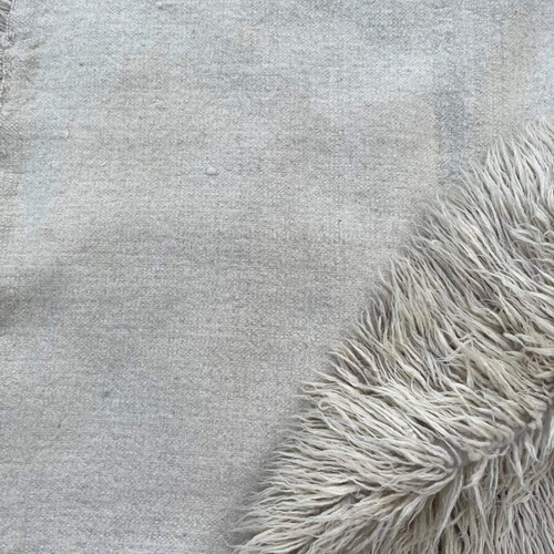 Flokati rug barely used in excellent condition