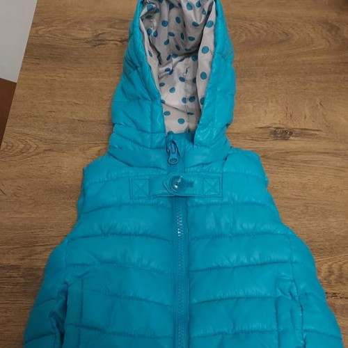 Unisex sleeveless vest used for 6 months old