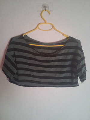 Crop top like new, black and gray, size S