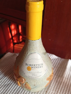 Robertson Winery Natural Sweet White Wine New Decorative Bottle