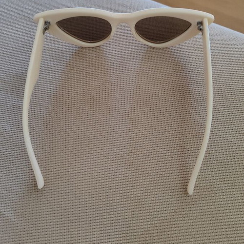 Le Specs Hypnosis Ivory Cat Eye Sunglasses new, white/cream