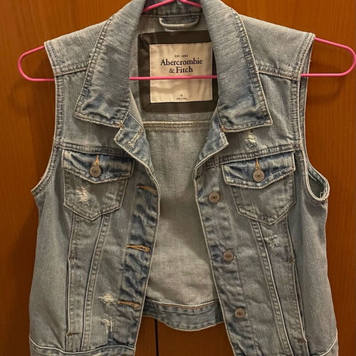 Abercrombie & Fitch denim vest like new, size medium