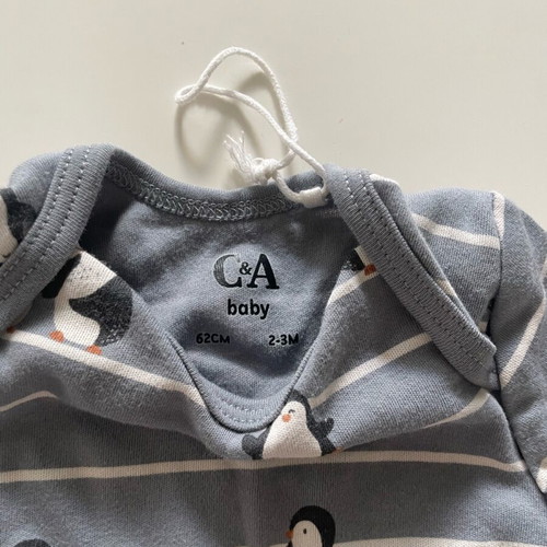 Baby bodysuit new with penguin design for newborns