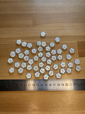 Plastic white buttons with flowers new