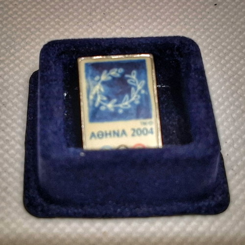 Rare collectible pin Athens 2004 like new