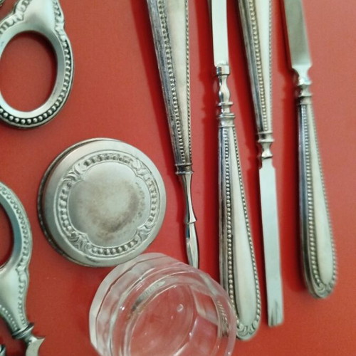 Antique manicure set in case like new, early 20th century