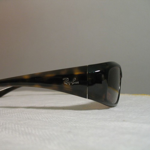 Ray Ban RB4325 Unisex sunglasses like new, brown