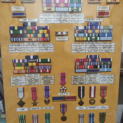Collection of American medal miniatures and ribbons new
