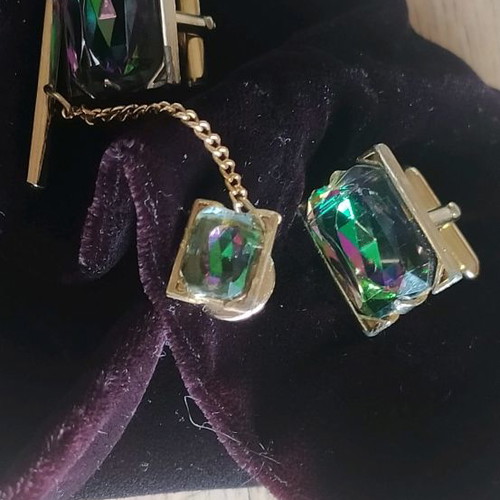 Vintage cufflinks with colored stone and tie pin used
