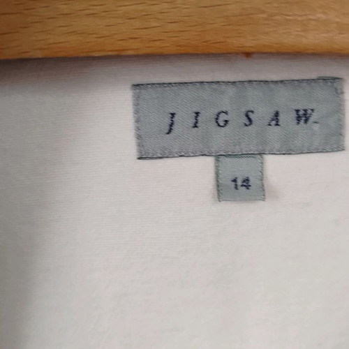 Jean Jacket Jigsaw like new, size 14, white