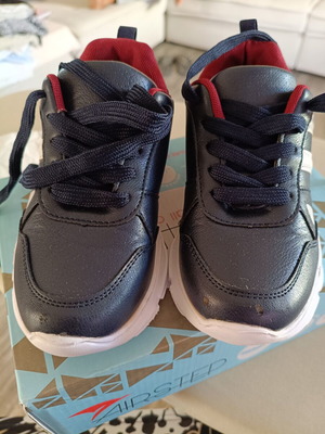 Παιδικά αθλητικά παπούτσια Airstep μέγεθος 32 μπλε καινούργια