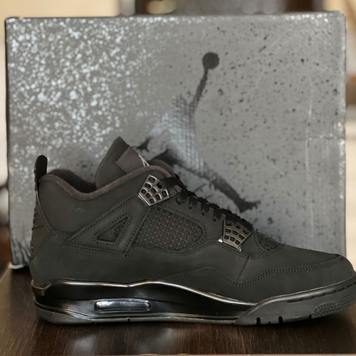 Air Jordan 4 Black Cat sneakers