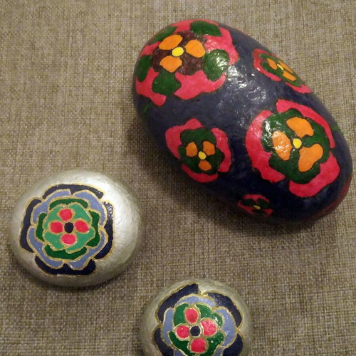 Set of 3 handmade painted stones new