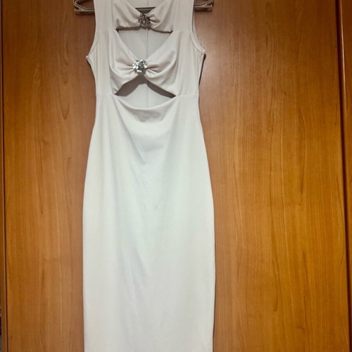 Cut out dress like new, one size, beige