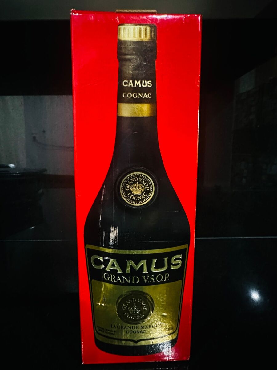 Camus Grand VSOP Cognac 1981 new,… - € 130,00 - Vendora.cy Camus Grand VSOP Cognac 1981 new,… - € 130,00 - Vendora.cy