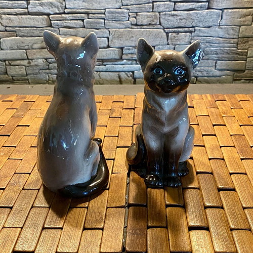 Paired porcelain Siamese cat figurines like new, Germany 70s