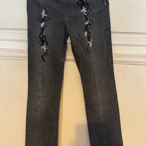 Blumarine denim pants like new, stone wash black with embroidery