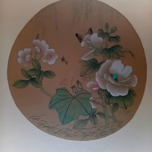Authentic Chinese painting on silk like new