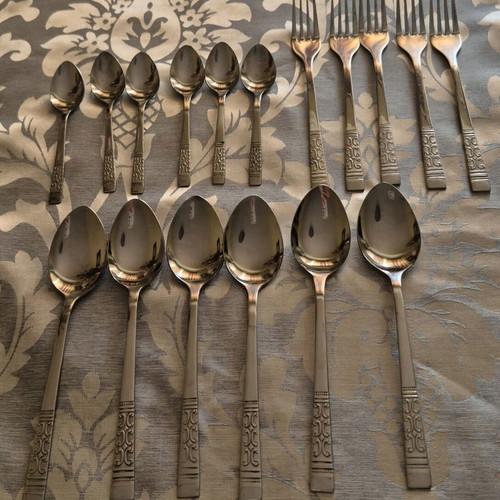 Vintage stainless steel Rogers Casa Vista cutlery set used, 17 pieces