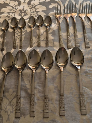 Vintage stainless steel Rogers Casa Vista cutlery set used, 17 pieces
