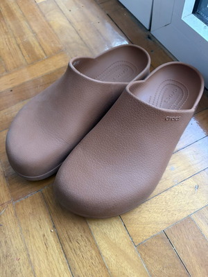 Παπούτσια Crocs σαν καινούργια, νούμερο 42, καφέ