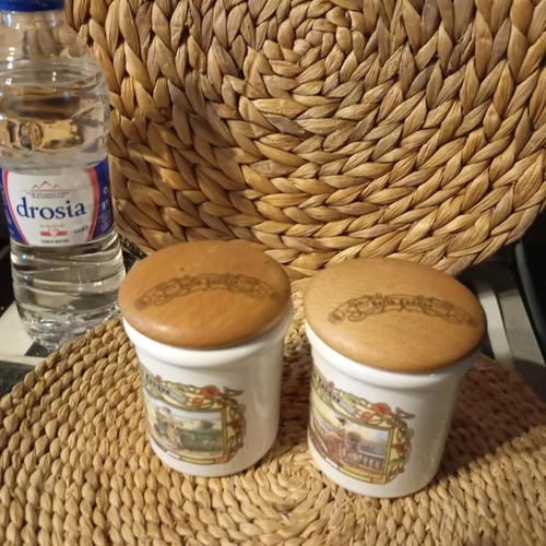 Salt and pepper containers like new from Belle Epoque restaurants