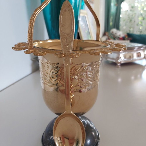 Beautiful used diskopothiro, dimensions 12x14 cm