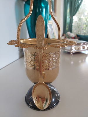 Beautiful used diskopothiro, dimensions 12x14 cm