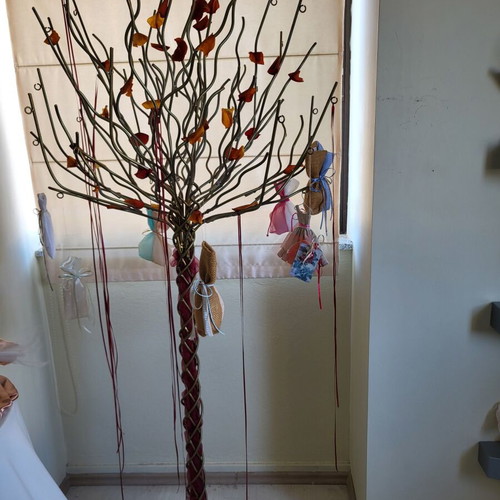 Set of 2 Handmade Metal Wish Trees silver and gold, like new, 1.80m