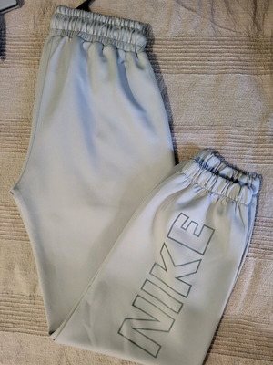 Athletic tracksuit silver like new