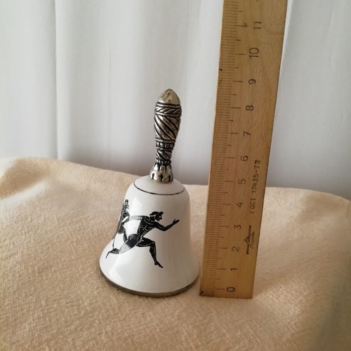 Ceramic Bell with Runners Design like new