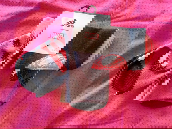ADIDAS.. "MARVEL"  (3) ζευγάρια παιδικές κάλτσες.. !! Νο: 34-36