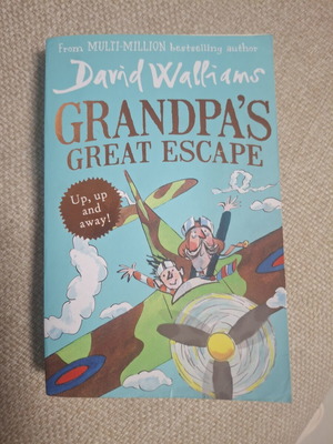 Grandpa's Great Escape book by David Walliams, English paperback