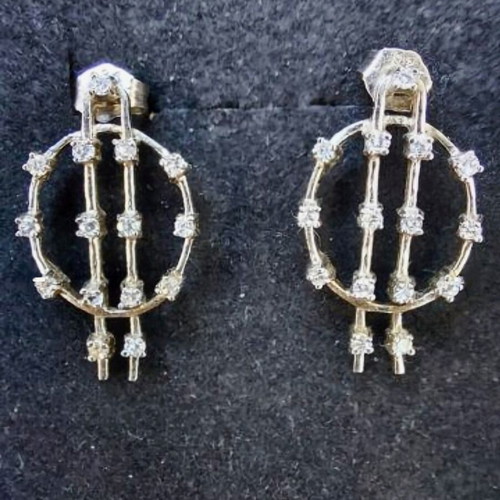 Silver earrings 925 with cubic zirconia like new