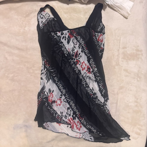 Womens top with flowers black and red size M like new from Bulgarian brand
