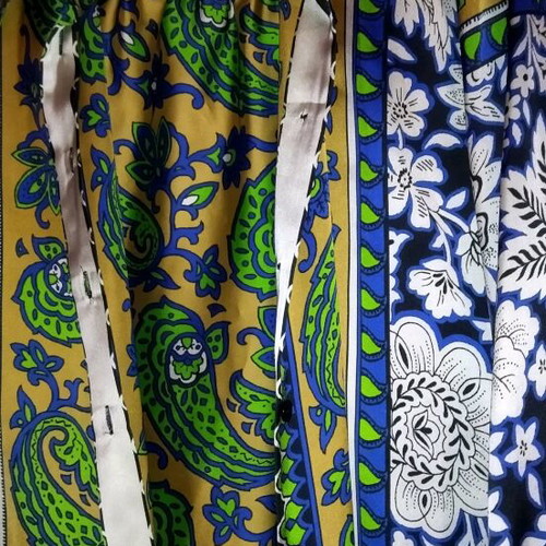 Satin suit Zara like new, multicolored