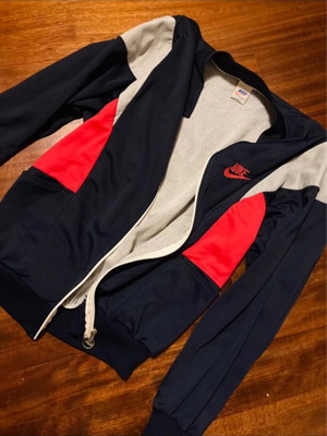 Nike vintage authentic track jacket size S used, gray blue red