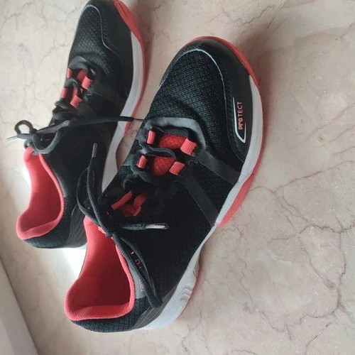 Tecnopro Court 6 W Indoor sneakers size 39 like new, black and pink