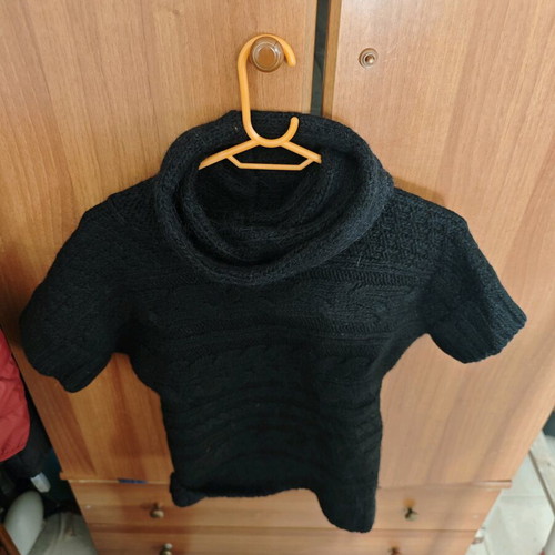 Women's wool sweater S used black
