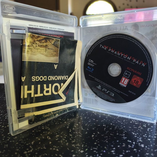 PlayStation 3 games used with manual and map