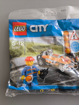 Lego 30357 City Road Worker Polybag new, sealed
