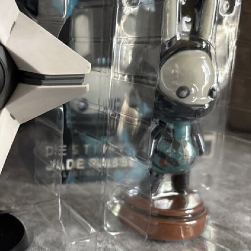 Destiny bundle 2 rare items like new