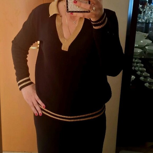 Figaro black knit set with gold details like new