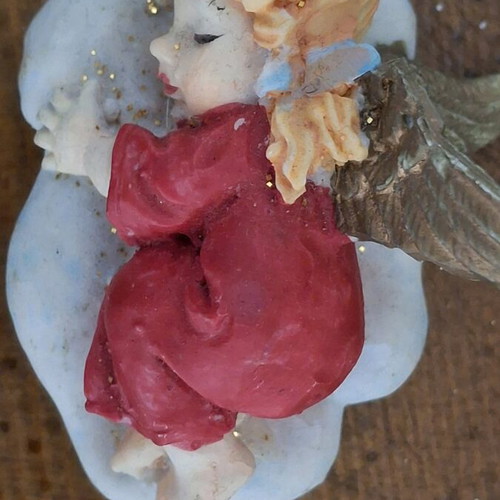 Vintage decorative angel used, small and elegant
