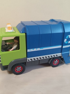 Playmobil recycling truck toy