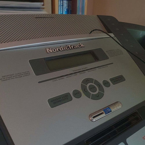 Nordic Track treadmill like new with adjustable speed and incline