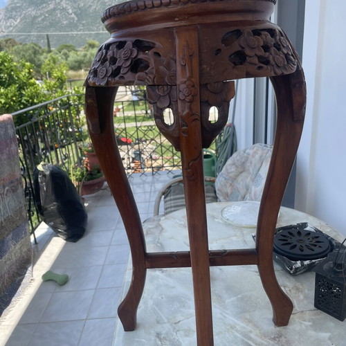 Wooden side table used in excellent condition