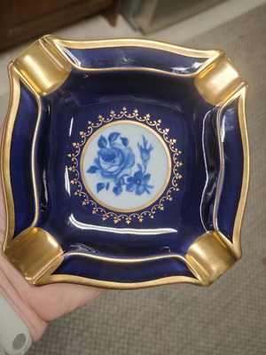 Royal Porzellan Bavaria KPM Vintage Ashtray like new with cobalt and gold